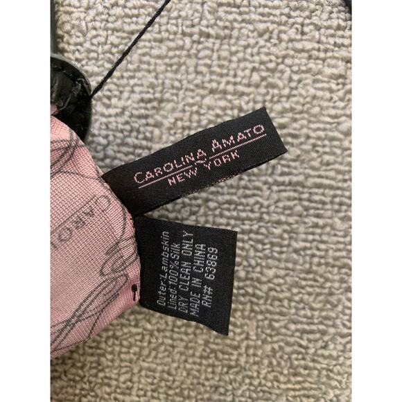 Carolina Amato Women S Black‎ Lambskin Silk lined Gloves With Buttons - Picture 3 of 5